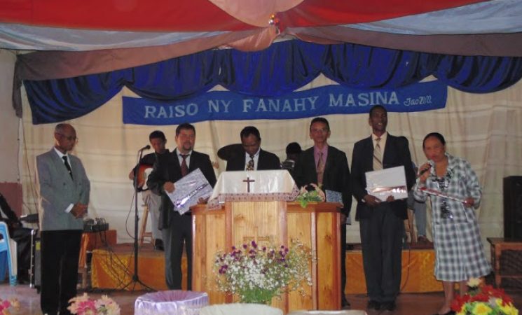 Școala Teologică prin Extensie Antsirabe
